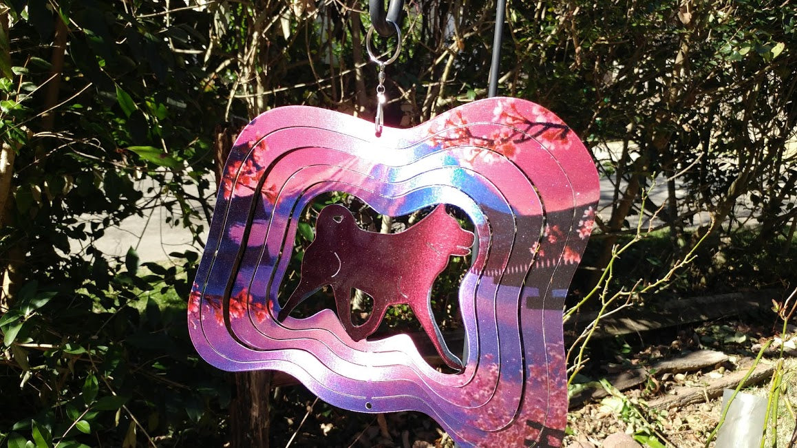 Akita WindSpinner - WagALotBowWow